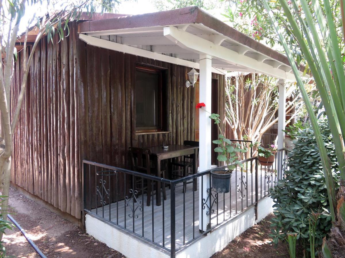 Arriba Pension & Restaurant กูมูชลุค ภายนอก รูปภาพ